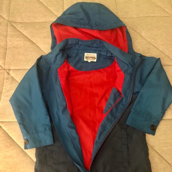 Light Rain Coat for Sale - Picture 1 of 4